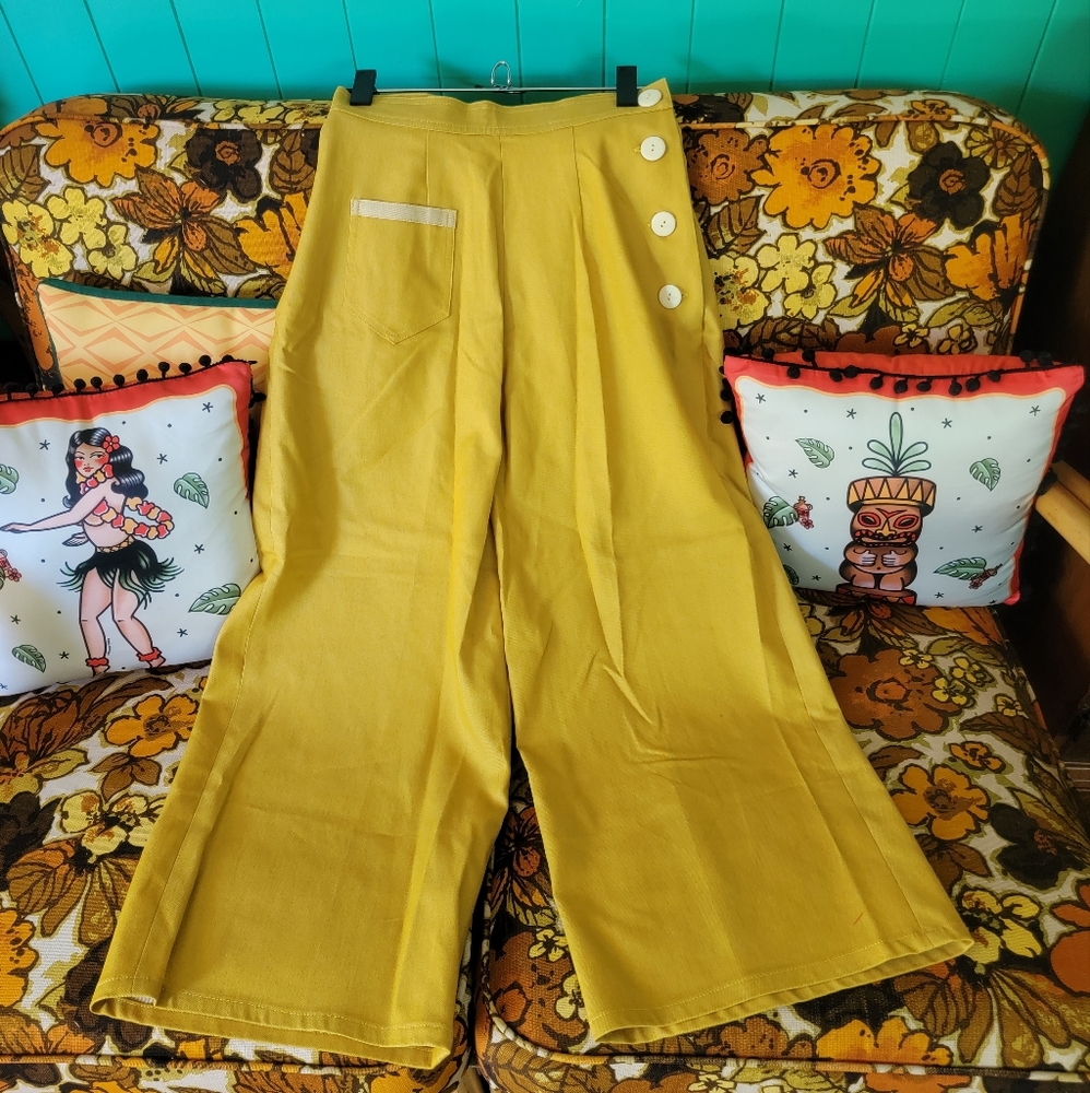 Vivien of Holloway Bintage Style Mustard Cotton Culottes